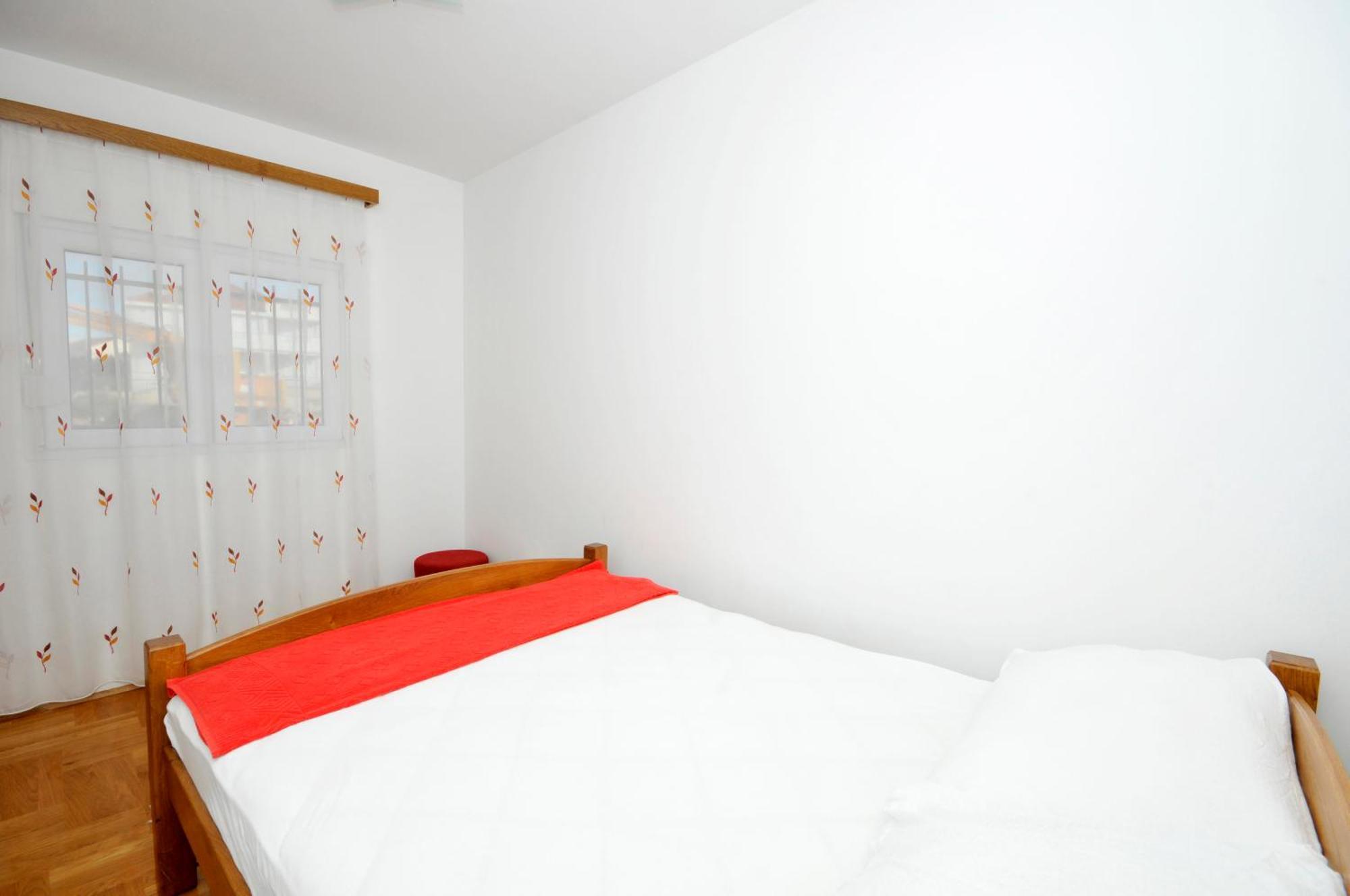 Apartmani Svalina - Seaview And 130M From Beach Trogir Extérieur photo