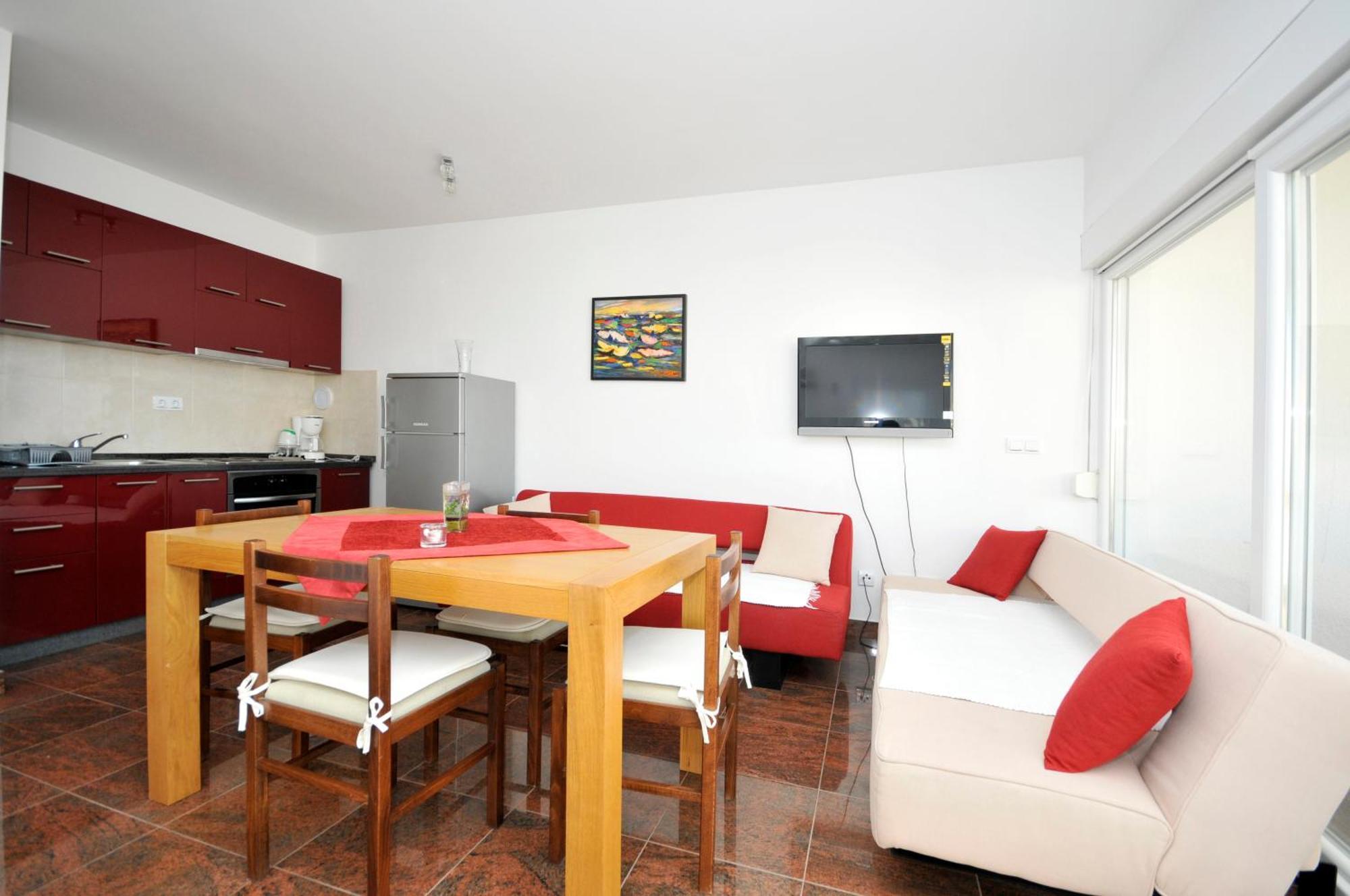 Apartmani Svalina - Seaview And 130M From Beach Trogir Extérieur photo