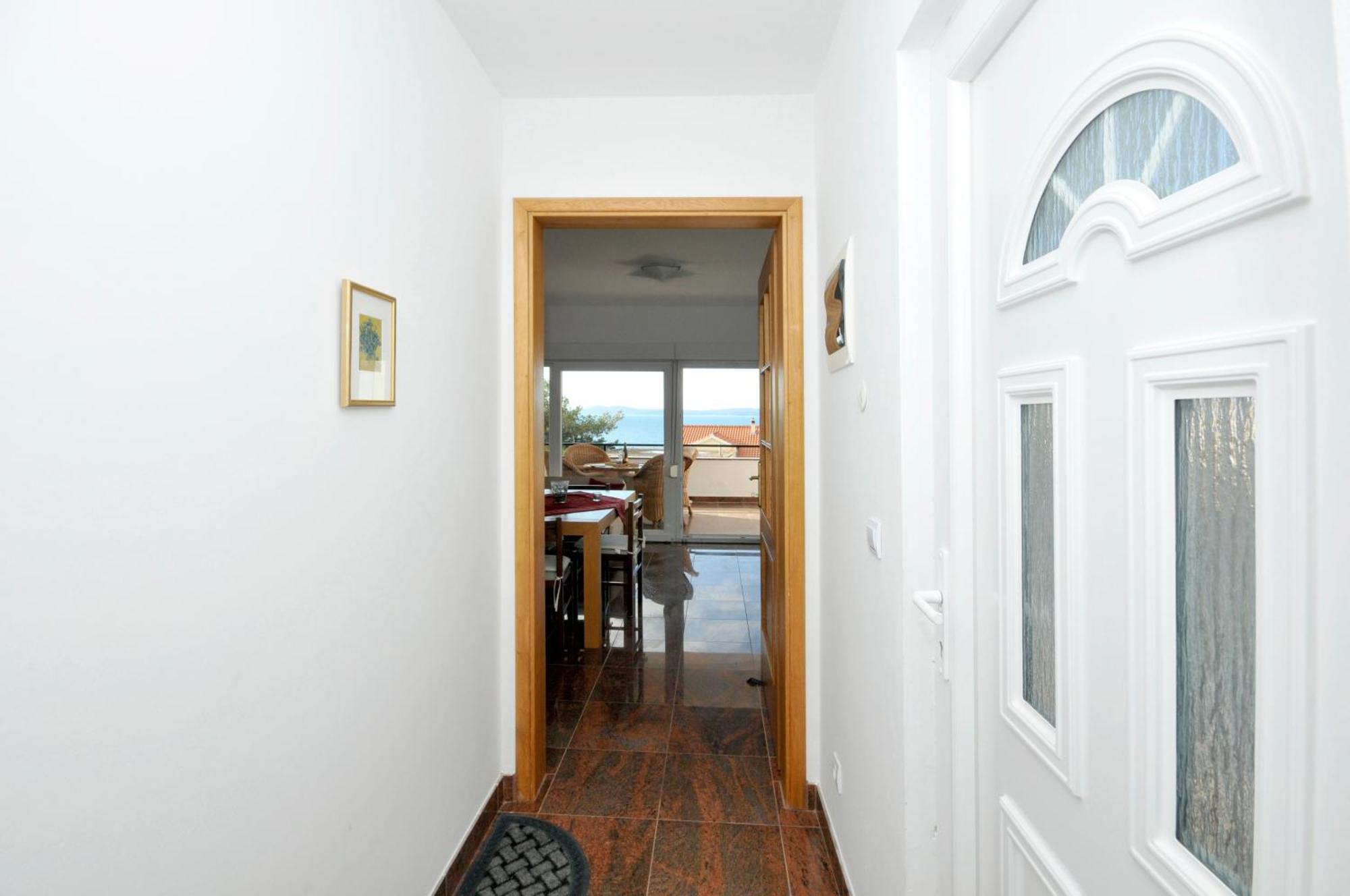 Apartmani Svalina - Seaview And 130M From Beach Trogir Extérieur photo