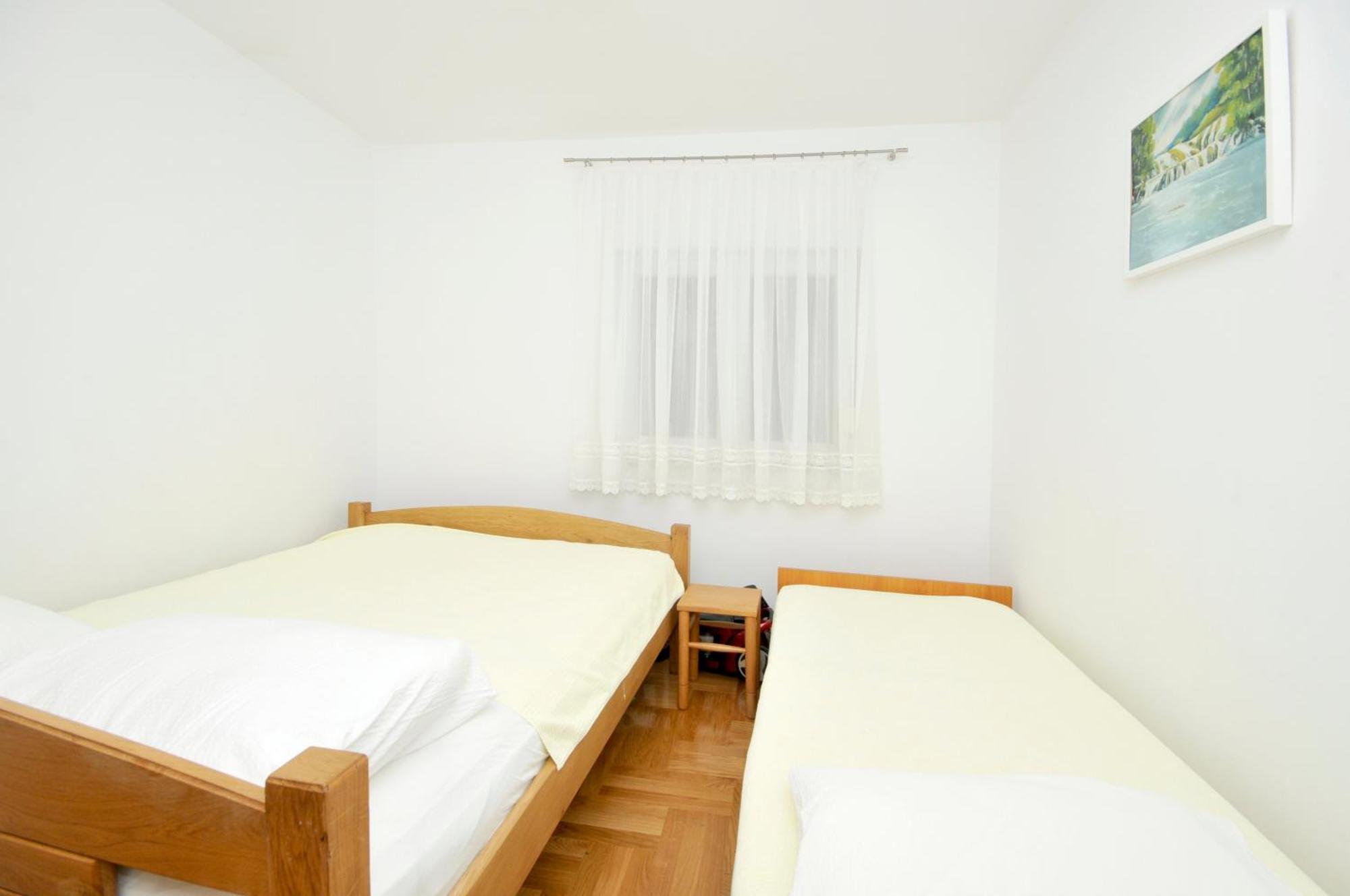Apartmani Svalina - Seaview And 130M From Beach Trogir Extérieur photo