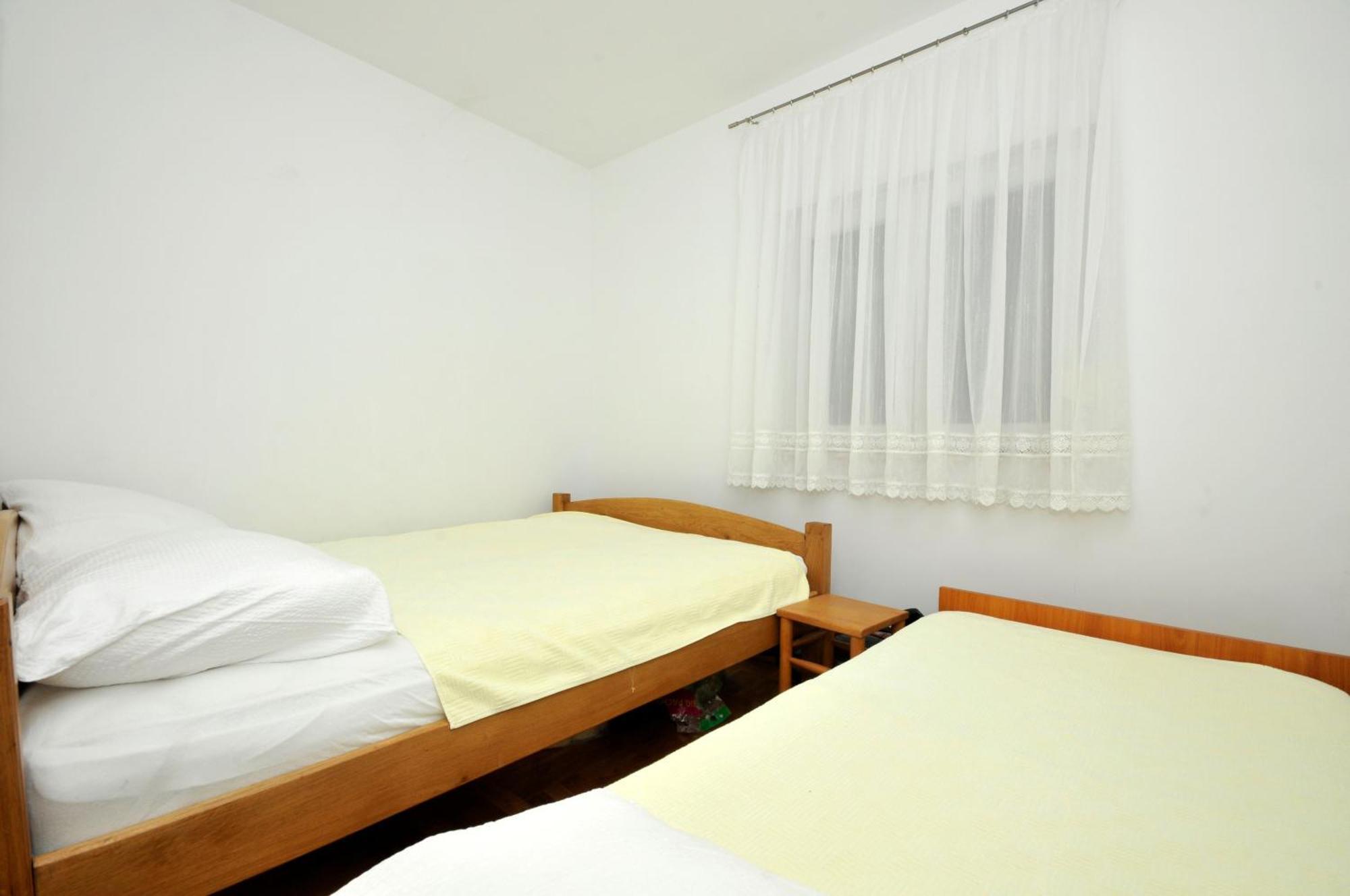Apartmani Svalina - Seaview And 130M From Beach Trogir Extérieur photo