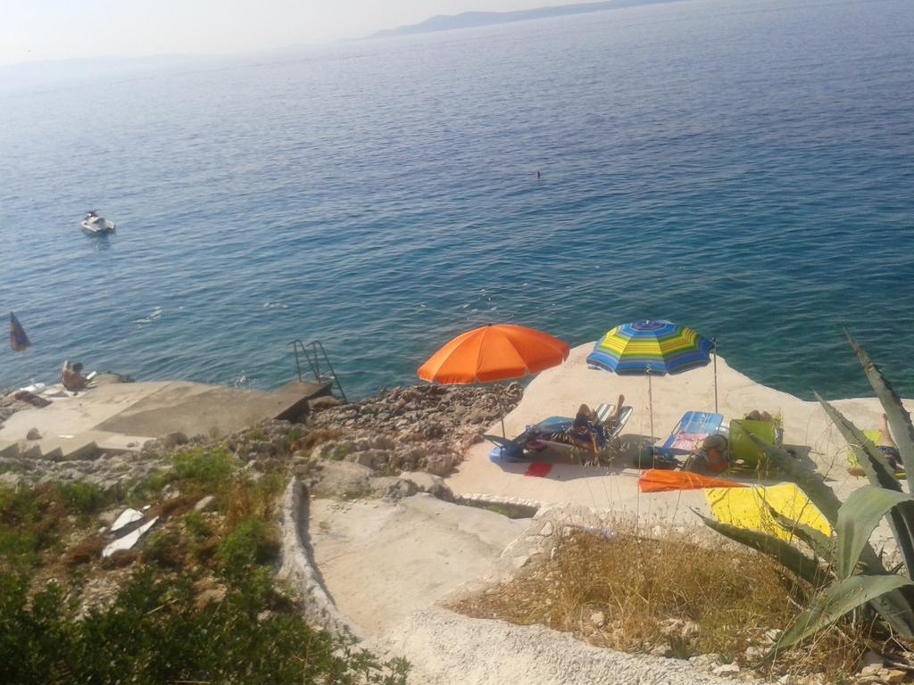 Apartmani Svalina - Seaview And 130M From Beach Trogir Extérieur photo